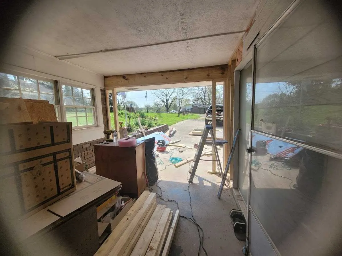 Air movers and dehumidifier for Drying & Dehumidification in Severance